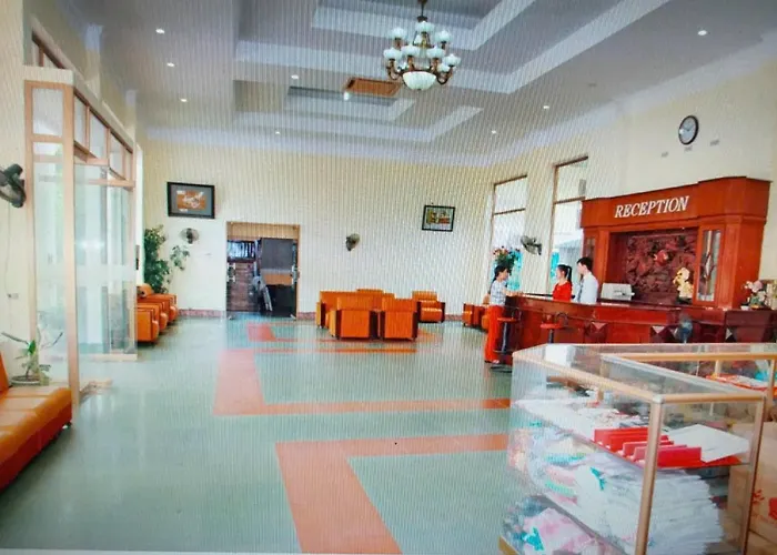 Khách sạn 2 Sao Trung Tâm Khu Du Lịch Vườn đào - Bãi Cháy - Hạ Long